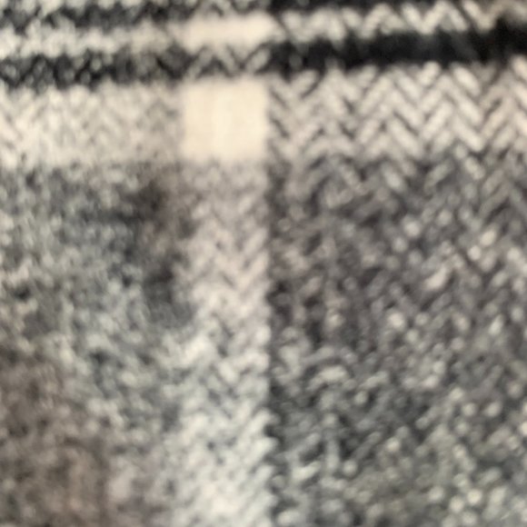 AMERICAN RAG WOMENS BUTTON UP - Picture 3 of 3